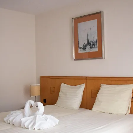 Отель 2000 Valkenburg 3*