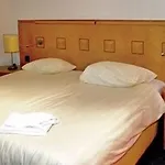 2000 Valkenburg 호텔