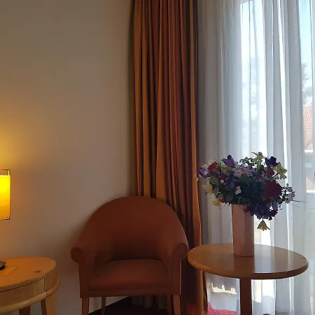 2000 Valkenburg 3* Valkenburg aan de Geul