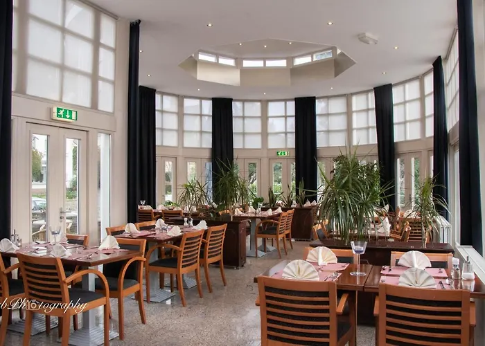 2000 Valkenburg Hotell 3*