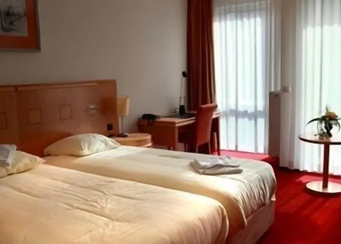 Hotell 2000 Valkenburg 3*