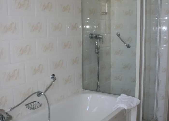 2000 Valkenburg Hotell 3*