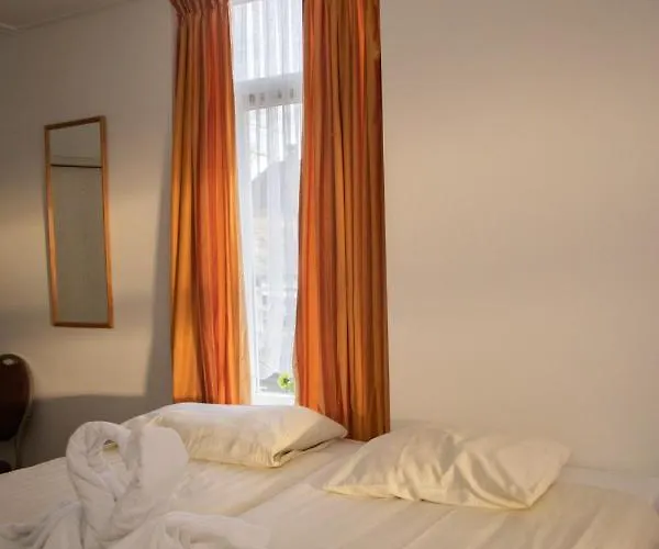 2000 Valkenburg Валкенбург