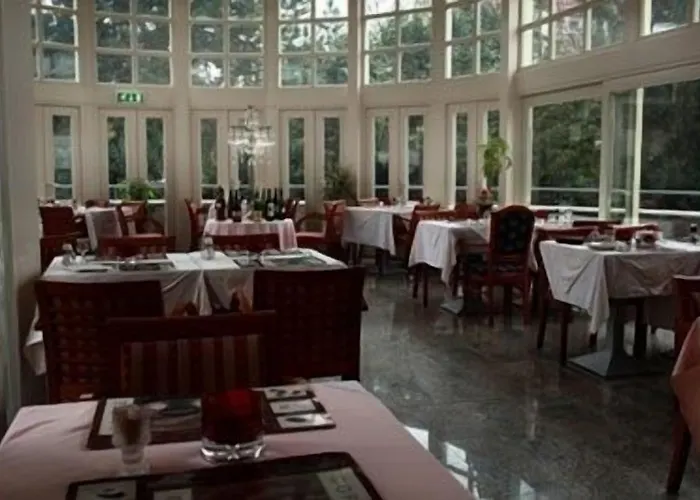 2000 Valkenburg Hotel 3*